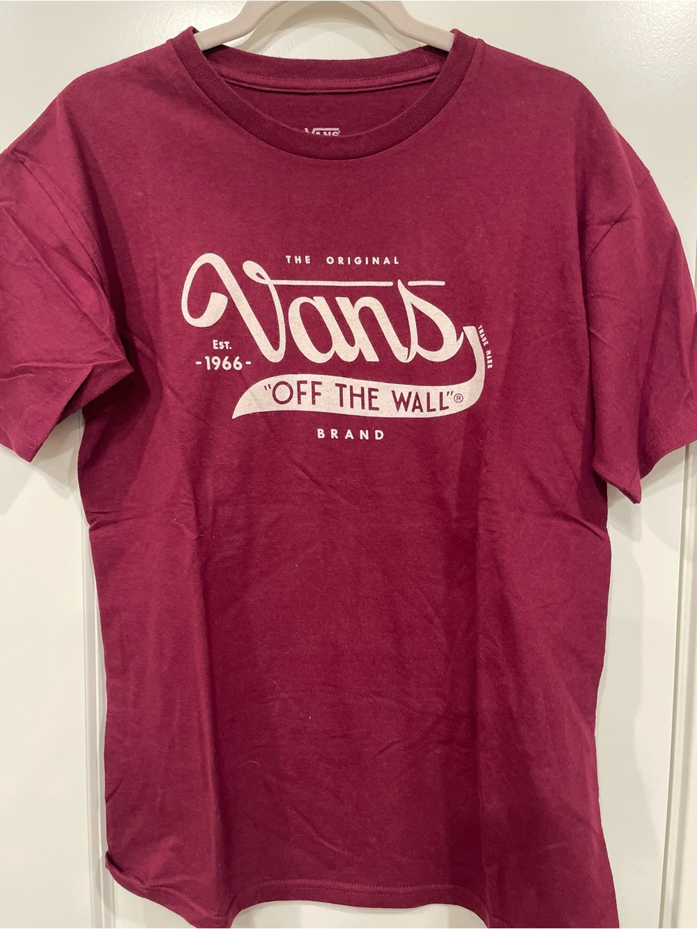 Vans Crew Neck Logo Tee in Raspberry